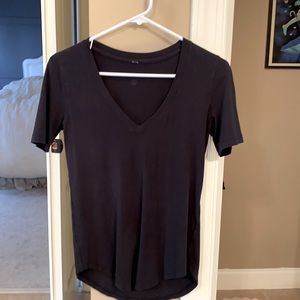Lulu lemon v neck T-shirt